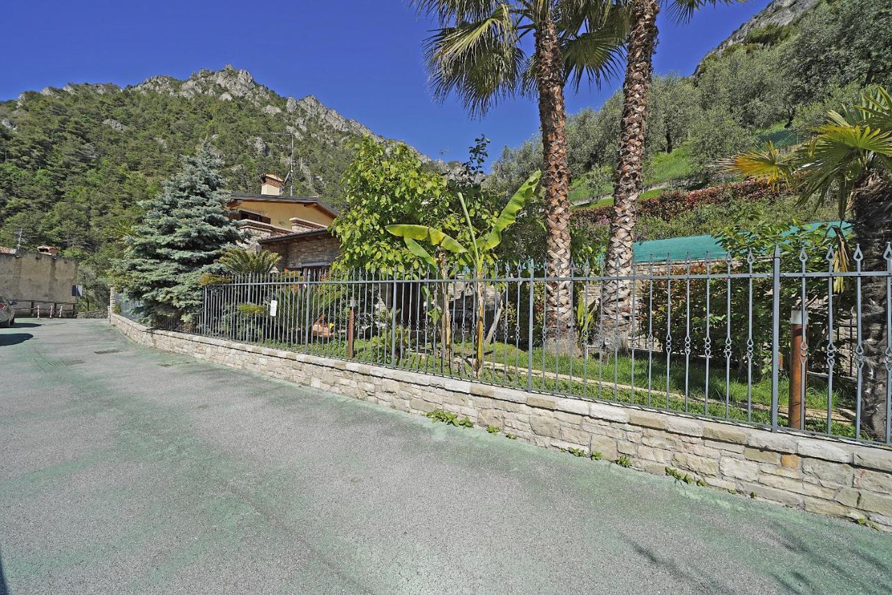 Villa Fior Di Loto Limone sul Garda Ngoại thất bức ảnh